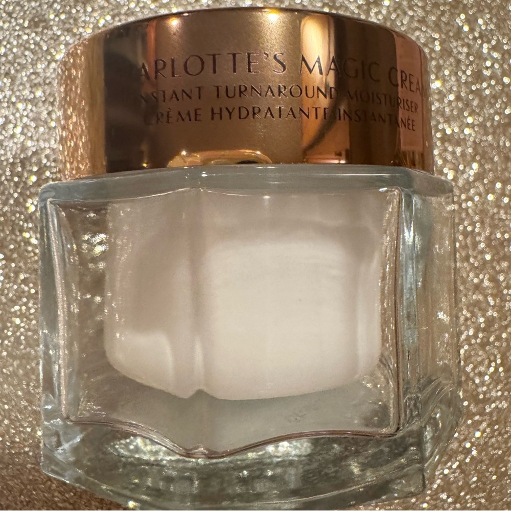 Charlotte Tilbury Magic Cream Anti-Aging Moisturizer 50mL - Picture 6 of 11